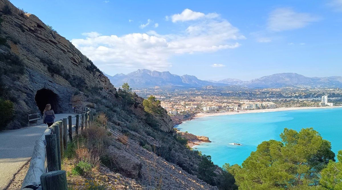 ruta del faro del albir