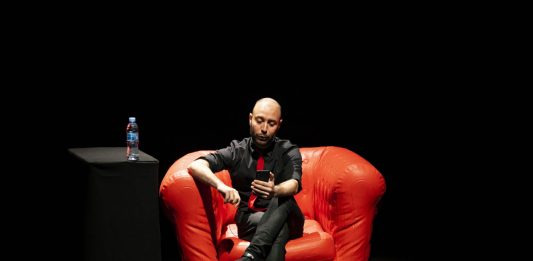 ‘Tinder Sorpresa’: Andreu Casanova en el Teatro Principal de Alicante Tinder Sorpresa Andreu Casanova Teatro Principal Alicante