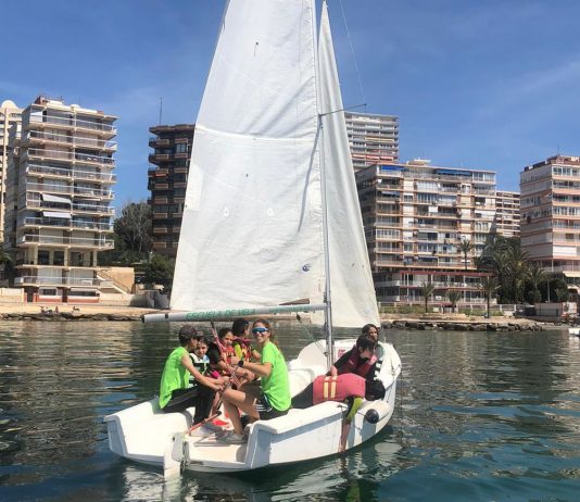 Cursos de vela infantil Club Náutico Alicante Costa Blanca