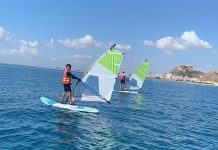 Cursos Windsurf infantil Club Náutico Alicante Costa Blanca
