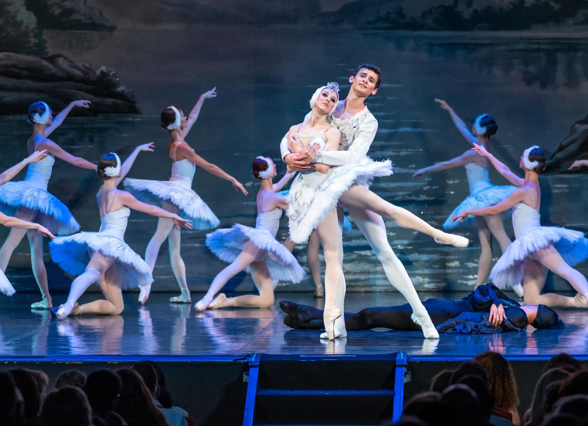 El lago de los cisnes Teatro Principal Alicante