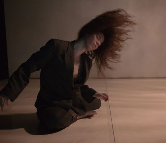 Las Dolientes Error 2113 Teatre Arniches