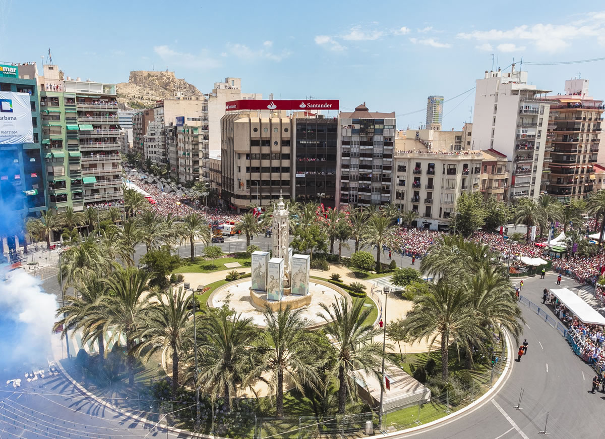 Mascletás Hogueras Alicante 2026