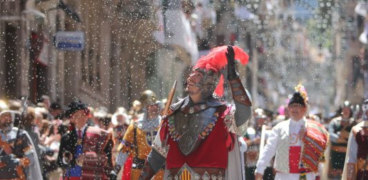 Fiestas de Moros y Cristianos en la Provincia de Alicante