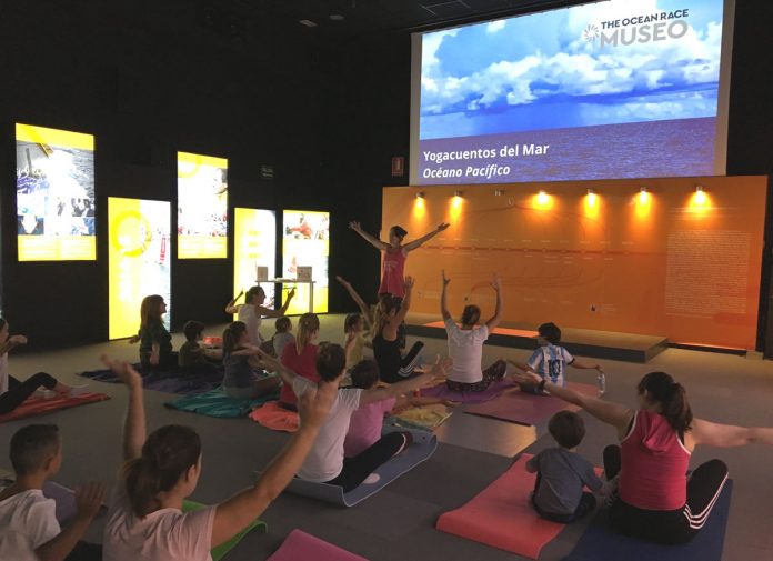 Yoga en familia Museo The Ocean Race Alicante